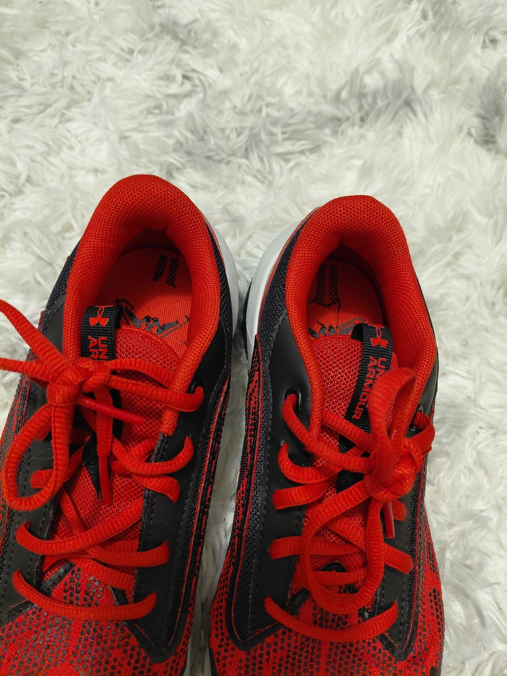 Under Armour Red and Black Scramjet Kids Sneakers - Picture 6 of 11
